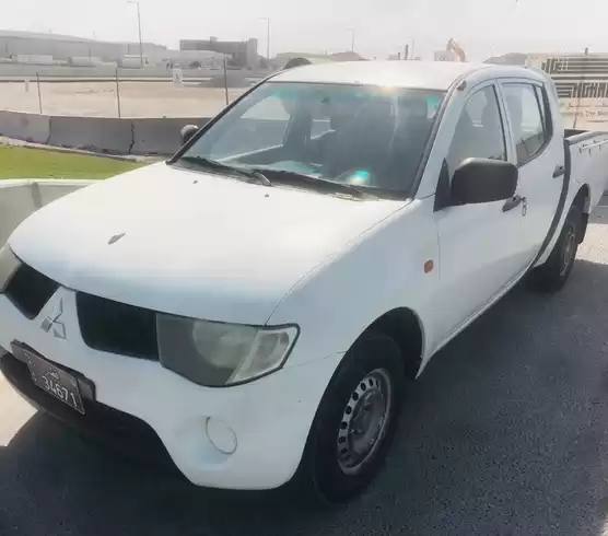 Usado Mitsubishi L200 Venta en Doha #5526 - 1  image 